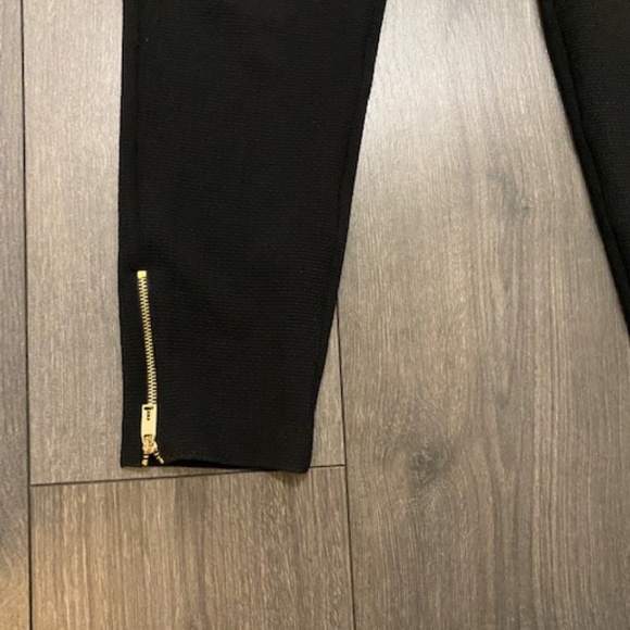 TED BAKER LONDON Heidey White Black Draped Textured Sleeveless Jumpsuit Size 0 - Picture 4 of 12